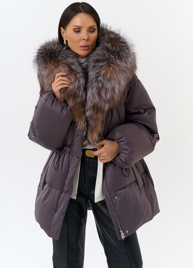 Женский пуховик с капюшоном из меха блюфрост модель № 32099 универмаг малина