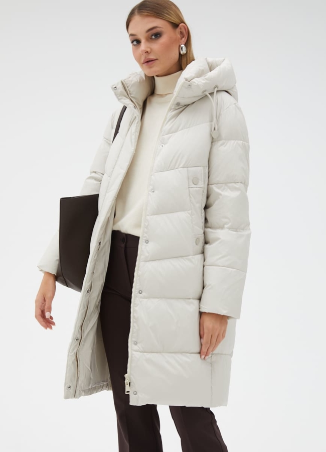 Пуховик женский с капюшоном  модель № 31113 в кредит