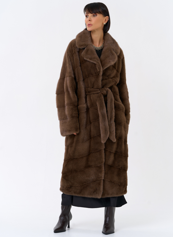 Длинная шуба с английским воротником