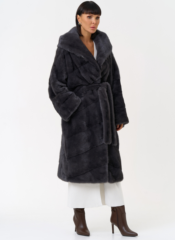 Женская шуба из меха норки с капюшоном