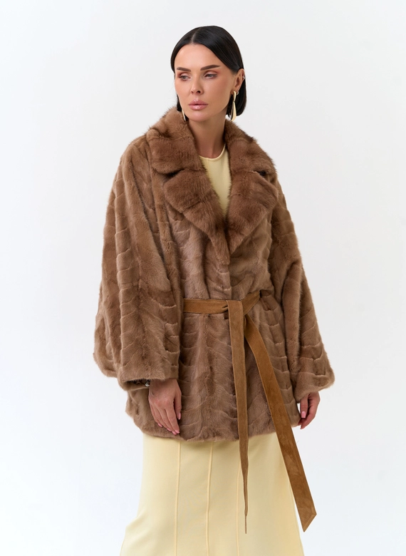 Шуба из меха норки с поясом