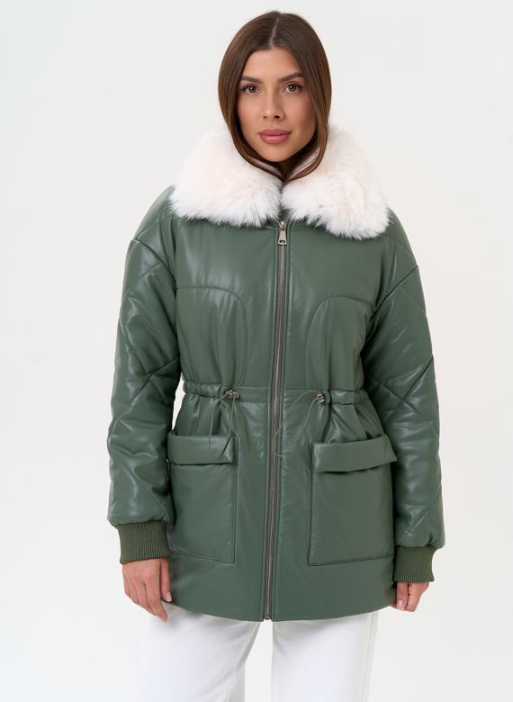 Женский пуховик из эко кожи с воротником из эко меха