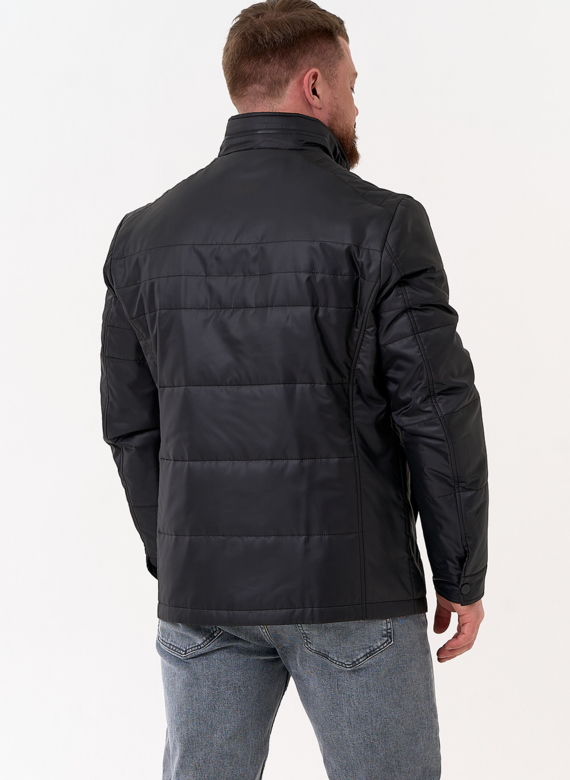 Мужская куртка с воротником стойкой