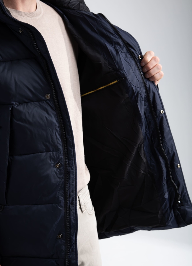 Пуховик мужской синего цвета с капюшоном  модель № 25789 универмаг малина