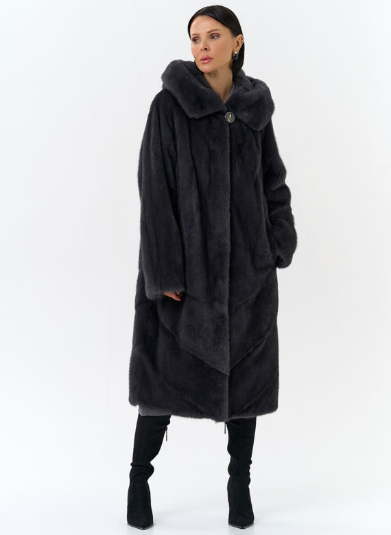 Женская шуба из норки силуэта баллон с капюшоном