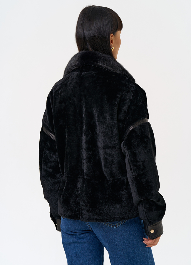 Женская короткая дубленка с английским воротником из меха норки модель № 31483 в кредит