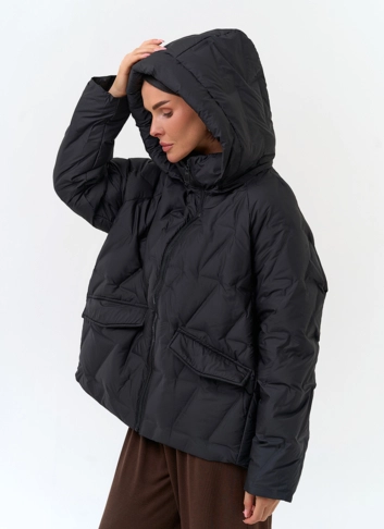 Женская куртка с капюшоном