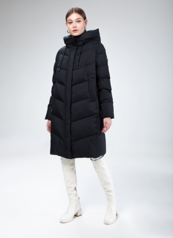 Женский пуховик с капюшоном 