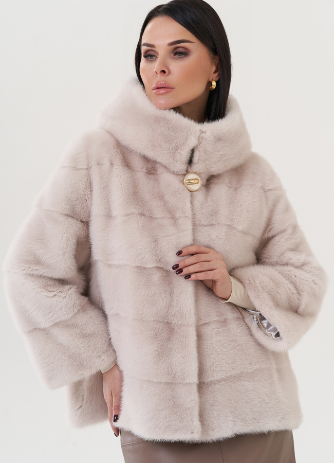 Шуба из норки с капюшоном  модель № 24957 универмаг малина